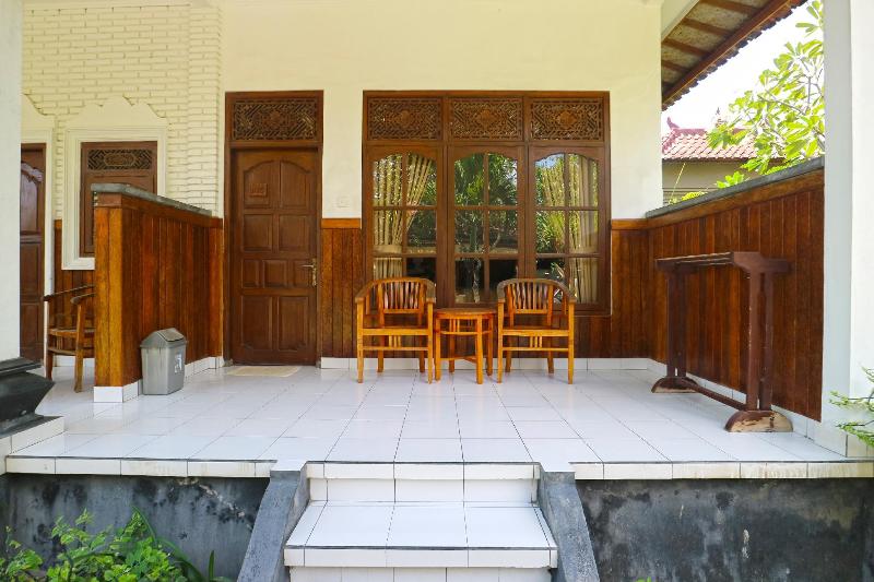 Puri Nusa Beach Hotel - Teras
