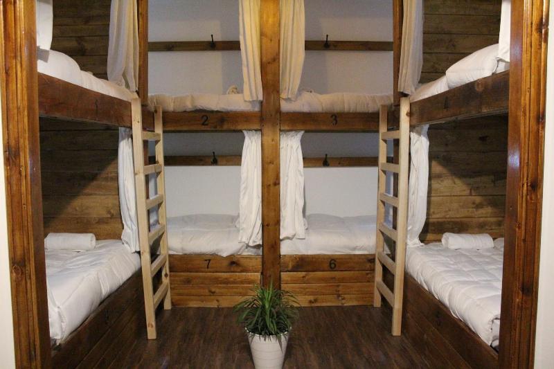 The Cabin Hostel - Oda
