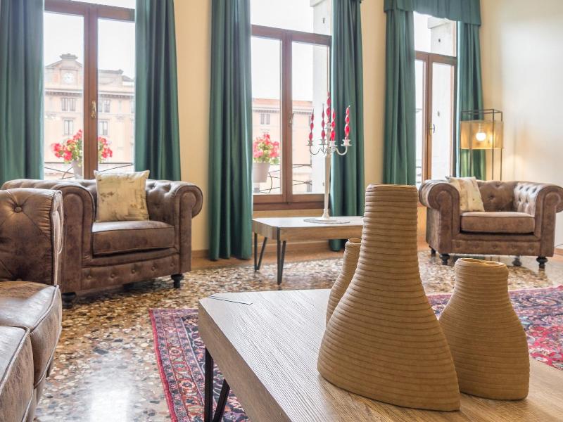 Grand Canal Suites - Bar