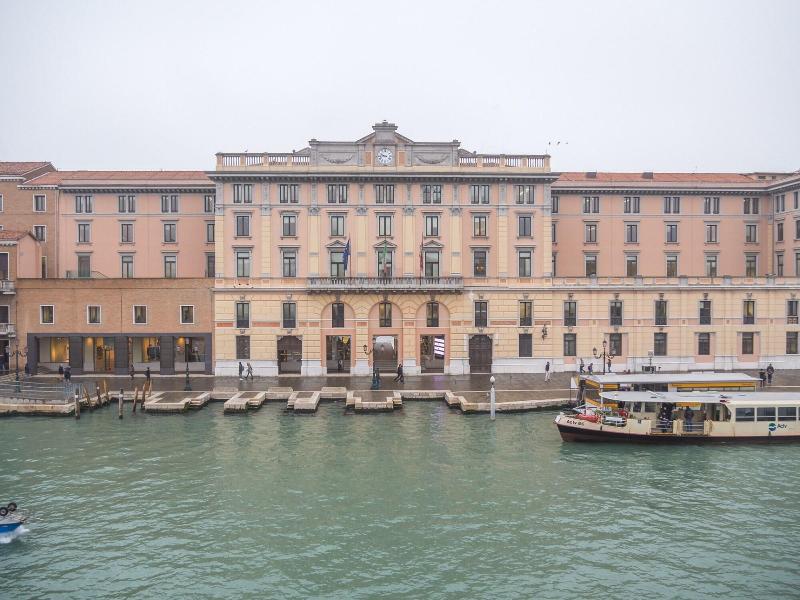 Grand Canal Suites - Oda