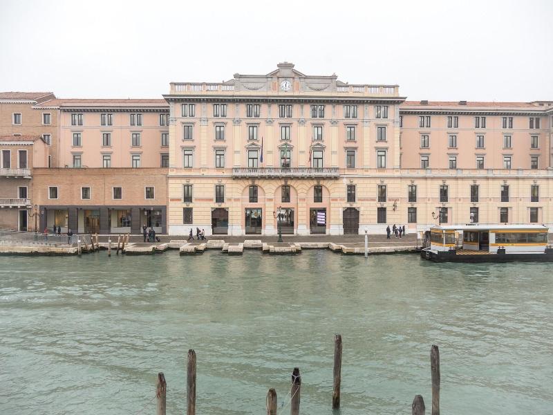 Grand Canal Suites - Oda