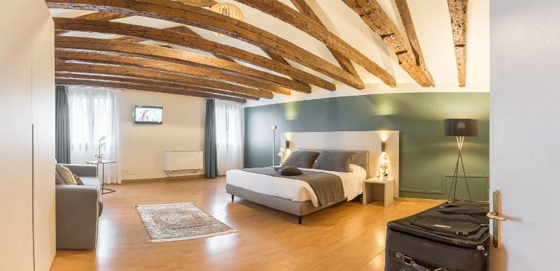 Grand Canal Suites - Oda