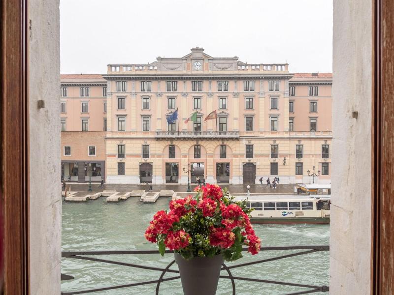 Grand Canal Suites - Oda