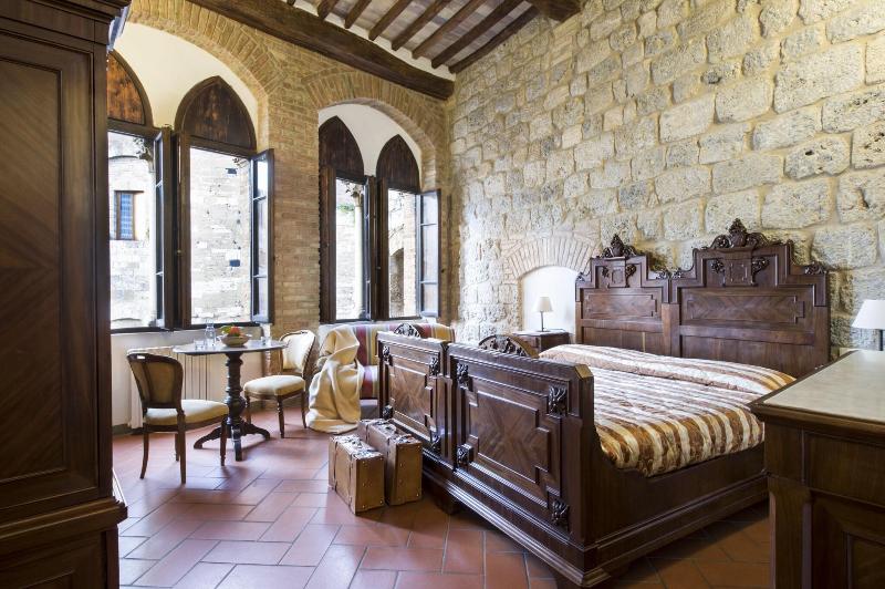 B B Palazzo Tortoli - Genel