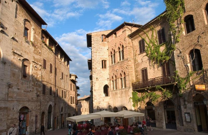 B B Palazzo Tortoli - Oda