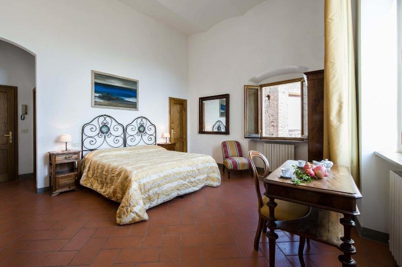 B B Palazzo Tortoli - Oda