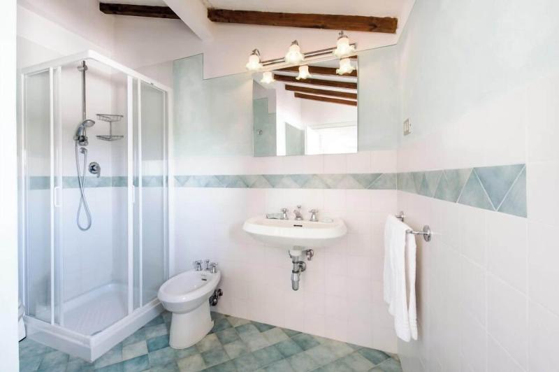 B B Palazzo Tortoli - Oda
