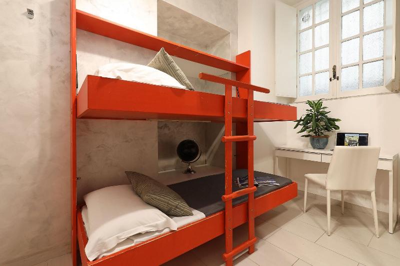 Grand Tour Roma Guest House - Oda