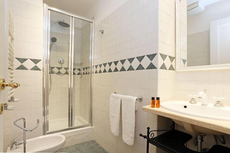 Grand Tour Roma Guest House - Oda