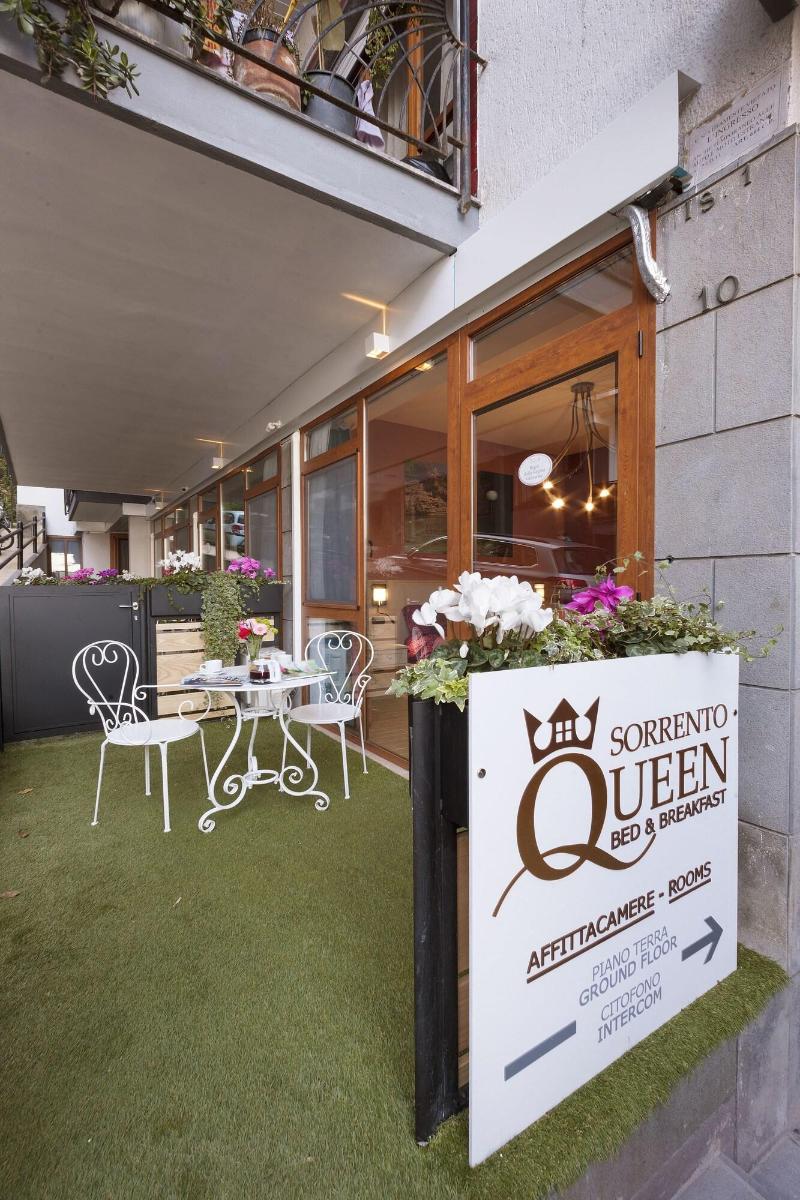 B B Sorrento Queen - Toplantı