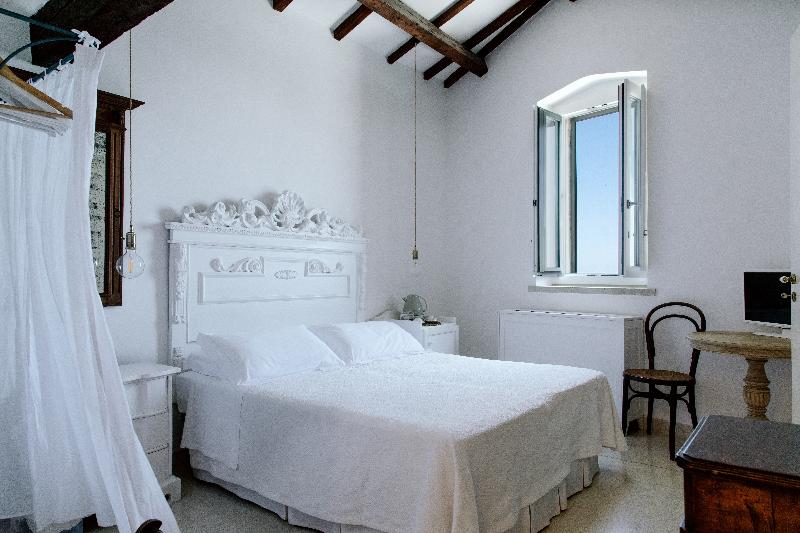 Palazzo De Mori - Oda