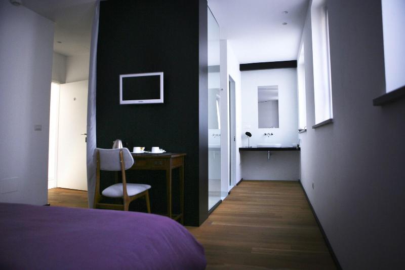 Mxp Rooms - Oda