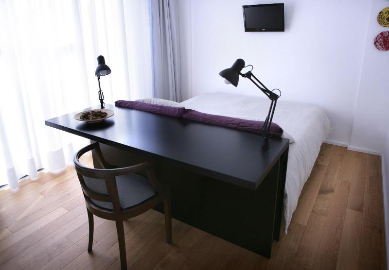 Mxp Rooms - Oda