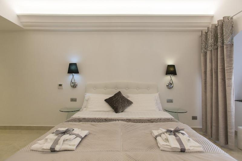 San Pietro Grand Suite - Oda