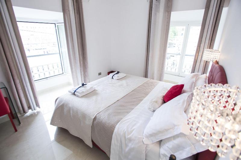 San Pietro Grand Suite - Oda