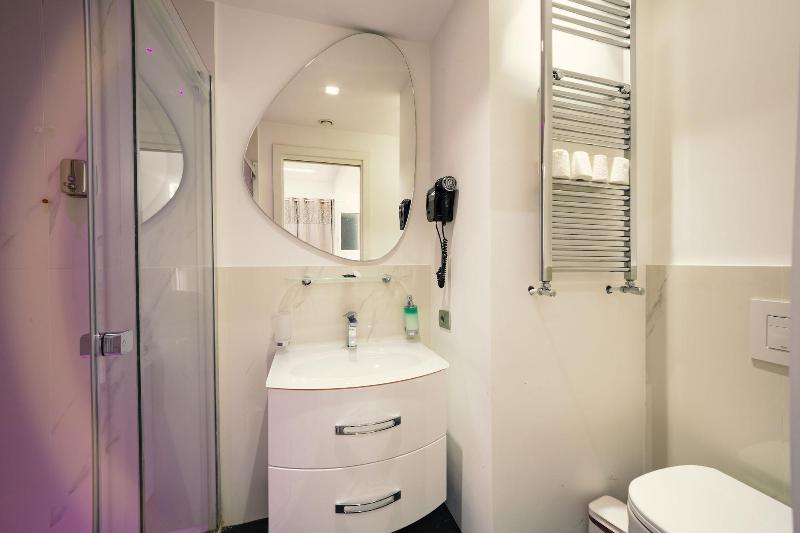 San Pietro Grand Suite - Oda