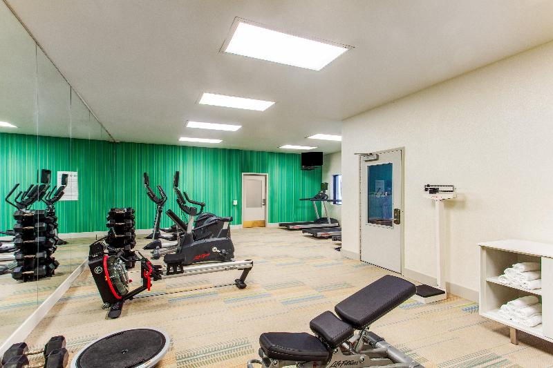 Holiday Inn Express Hauppauge-Long Island - Aktivite