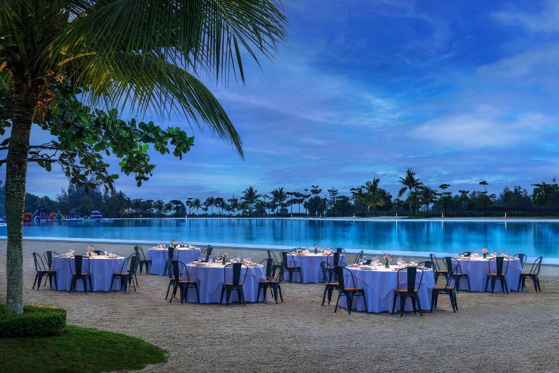 Natra Bintan A Tribute Portfolio Resort - Restoran