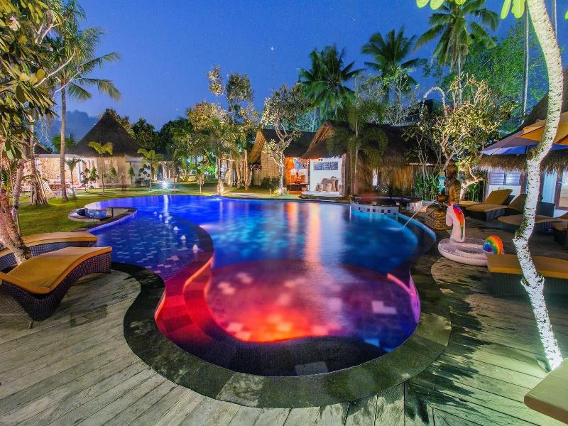 Sanghyang Bay Villas - Havuz