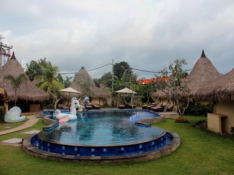 Sanghyang Bay Villas - Havuz