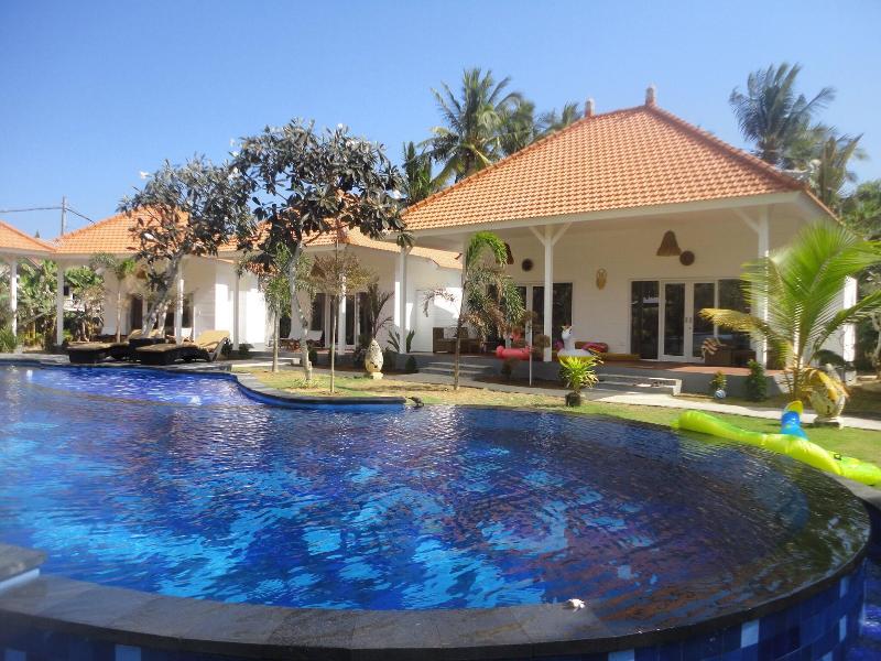 Sanghyang Bay Villas - Havuz