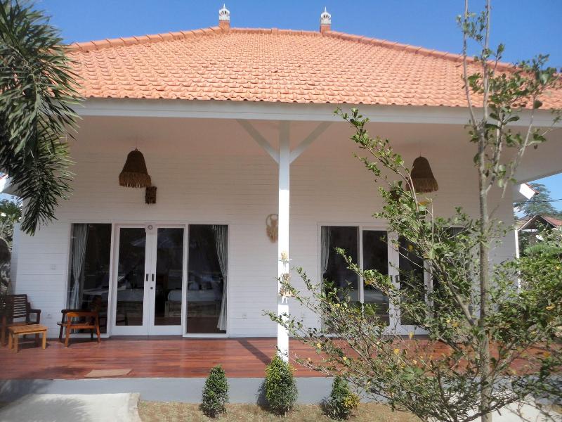 Sanghyang Bay Villas - Teras