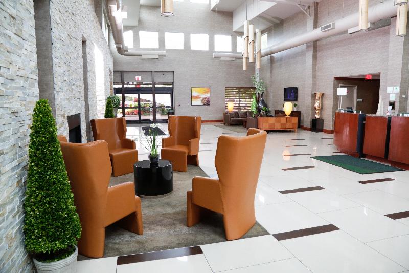 Holiday Inn Plainview-Long Island - Lobi