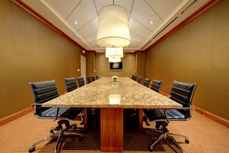 Holiday Inn Plainview-Long Island - Toplantı