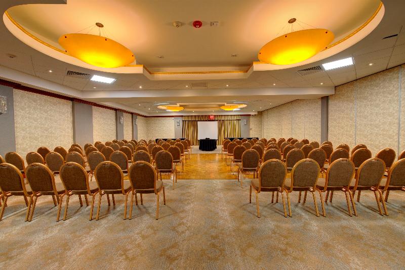 Holiday Inn Plainview-Long Island - Toplantı
