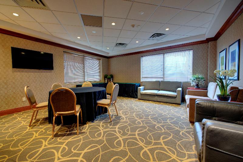Holiday Inn Plainview-Long Island - Toplantı