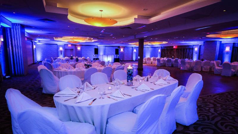 Holiday Inn Plainview-Long Island - Toplantı