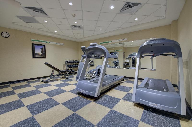 Holiday Inn Plainview-Long Island - Aktivite