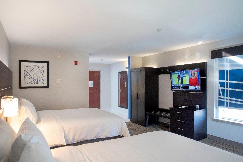 Holiday Inn Express Suites Chester-Monroe-Goshen - Oda