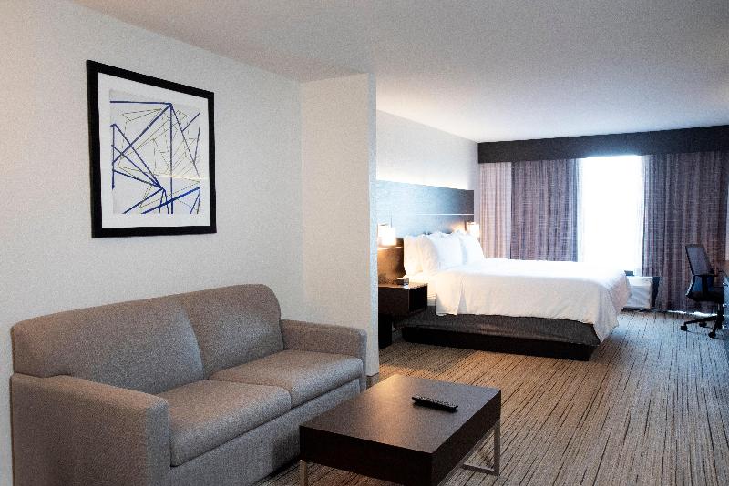 Holiday Inn Express Suites Chester-Monroe-Goshen - Oda