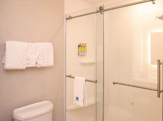 Holiday Inn Express Suites Chester-Monroe-Goshen fotoÄŸrafÄ±
