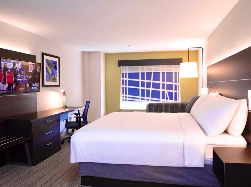 Holiday Inn Express Suites Chester-Monroe-Goshen - Oda