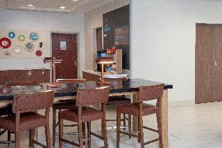 Holiday Inn Express Suites Chester-Monroe-Goshen fotoÄŸrafÄ±