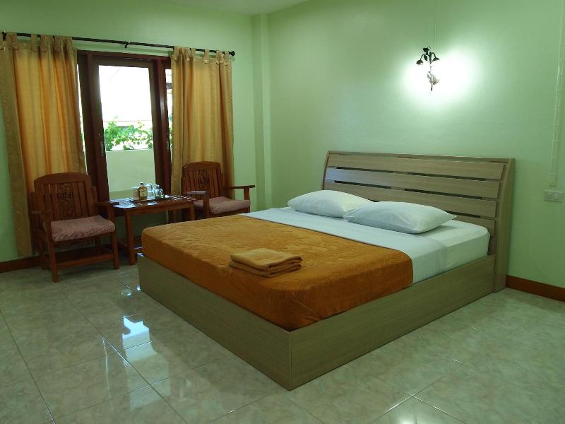 Karon Village Hotel - Oda