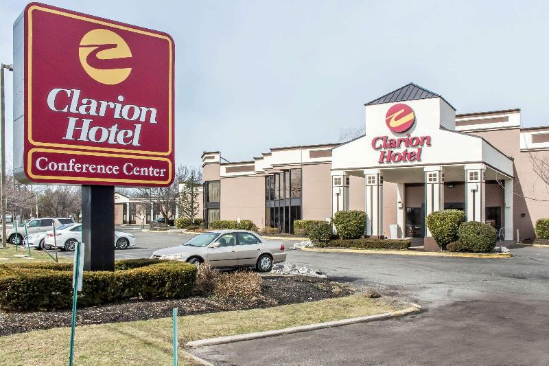 Clarion Conference Ronkonkoma Macarthur Airport - Genel