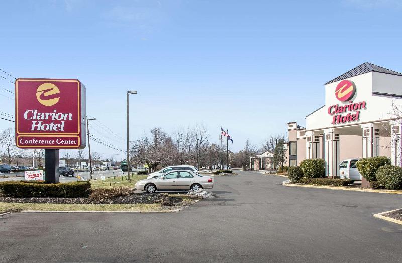 Clarion Conference Ronkonkoma Macarthur Airport - Genel