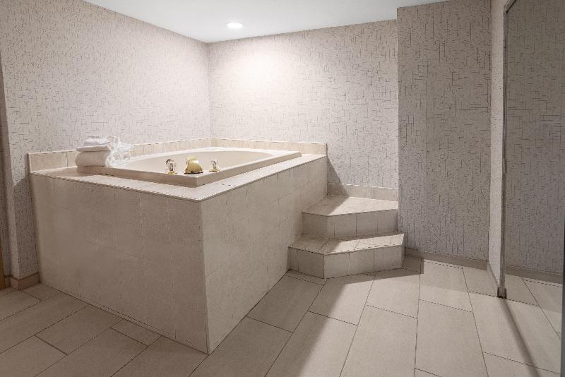 Holiday Inn Express Stony Brook-Long Island - Oda