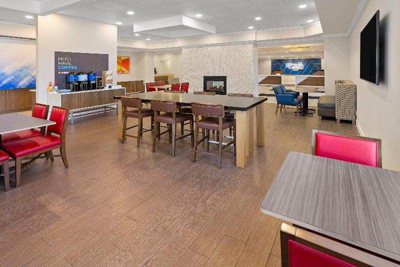 Holiday Inn Express Stony Brook-Long Island - Restoran