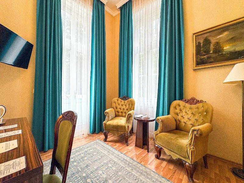 Batthya Ny Kasta Lysza Lla - Oda