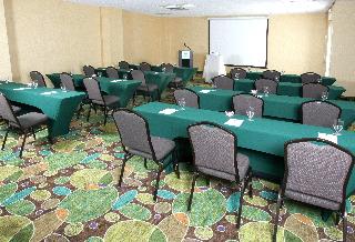 Holiday Inn Westbury-Long Island fotoÄŸrafÄ±