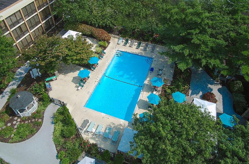 Holiday Inn Westbury-Long Island - Genel