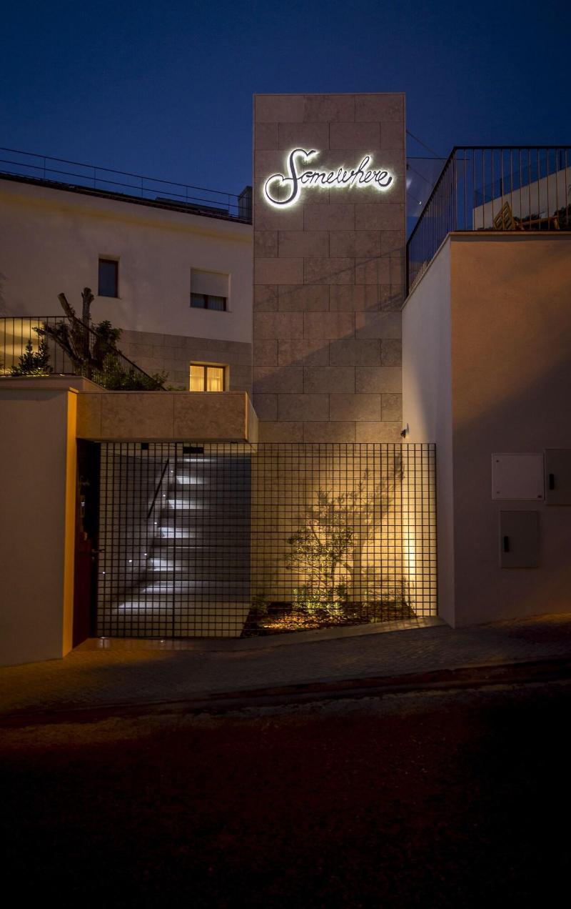 Somewhere Estoril Guesthouse - Genel