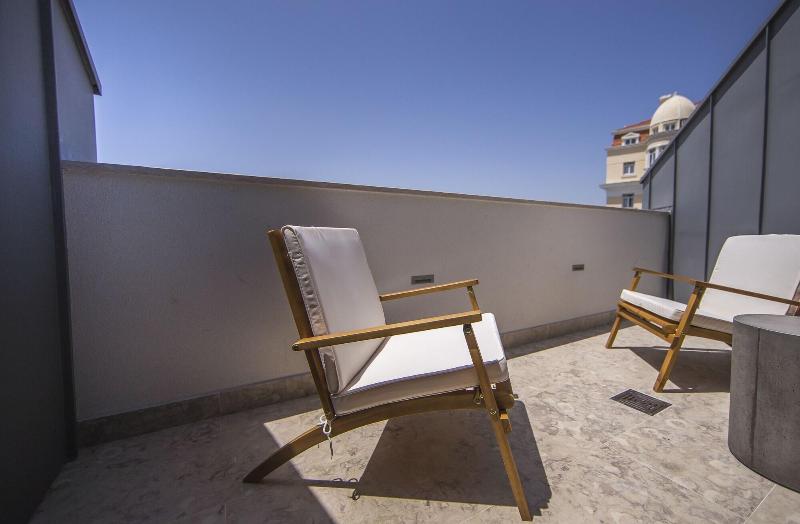 Somewhere Estoril Guesthouse - Oda
