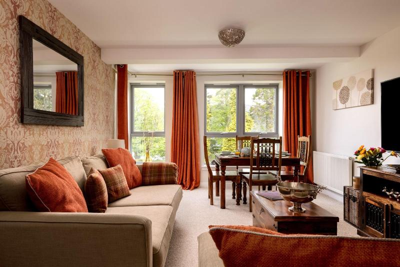 The Highland Club - Lobi