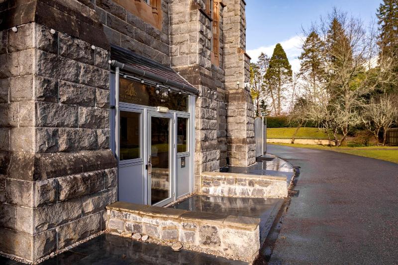 The Highland Club - Lobi