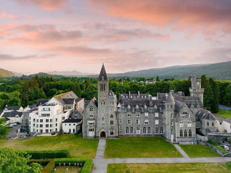 The Highland Club - Genel